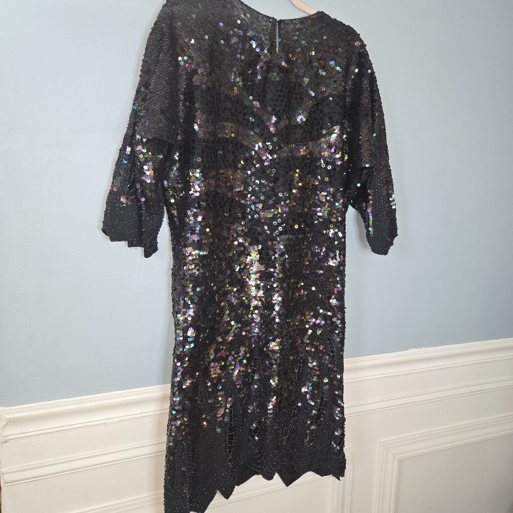 Vintage 90s Sequin Beaded Black Knee-Length Cocktail Dress Scalloped Hem Size 6